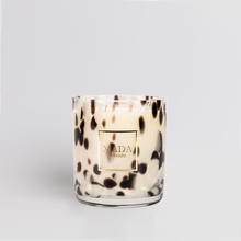 Carica l'immagine nel visualizzatore di Gallery, Candela MADA Adorable