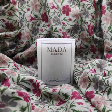 Carica l'immagine nel visualizzatore di Gallery, Candela MADA Essenza Sandalwood