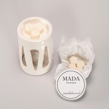 Carica l'immagine nel visualizzatore di Gallery, Melts MADA Essenza Sandalwood