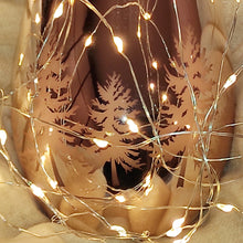 Carica l'immagine nel visualizzatore di Gallery, Candela MADA Christmas - DISPONIBILE SOLO A NATALE