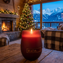 Carica l'immagine nel visualizzatore di Gallery, Candela MADA Christmas Red
